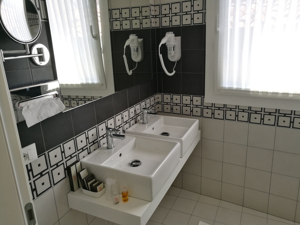 Residence Eleonora 48/50