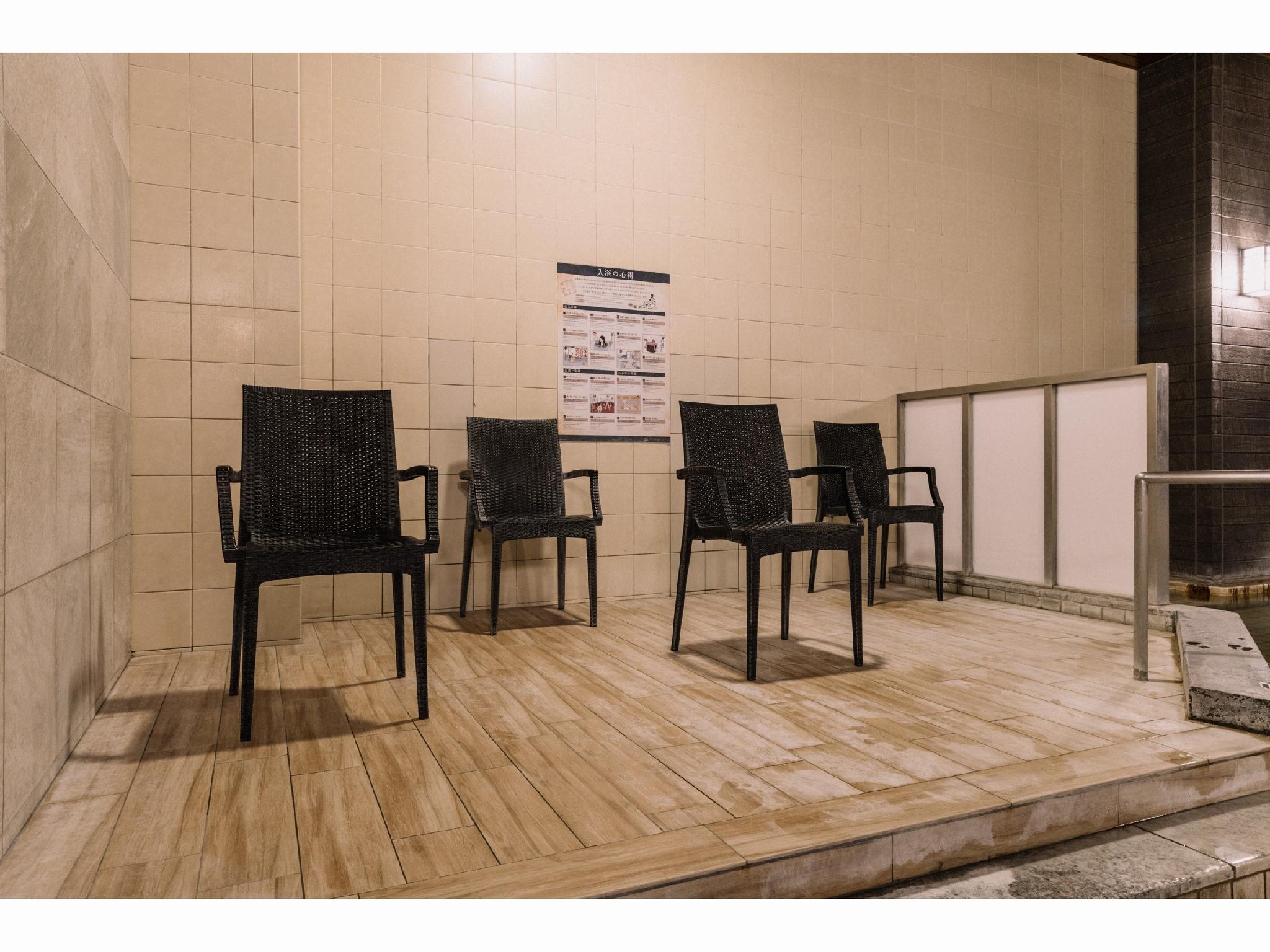 Aso Kumamoto Airport Hotel Eminence 36/46