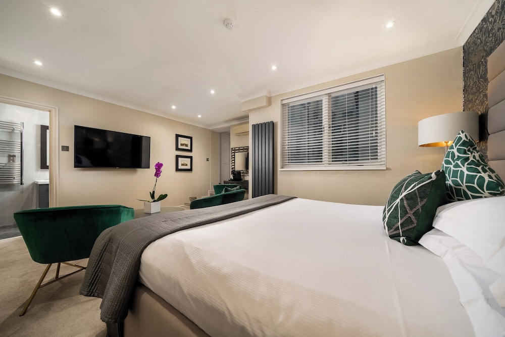 غرفة ديلوكس بسرير مزدوج أو سريرين منفصلين، The Beaufort Knightsbridge 7/10