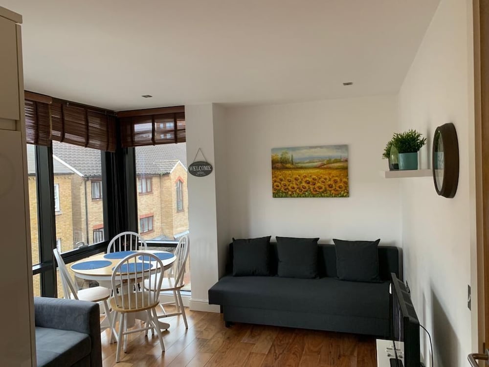 London City Gate Kings Cross St Pancras 27/50