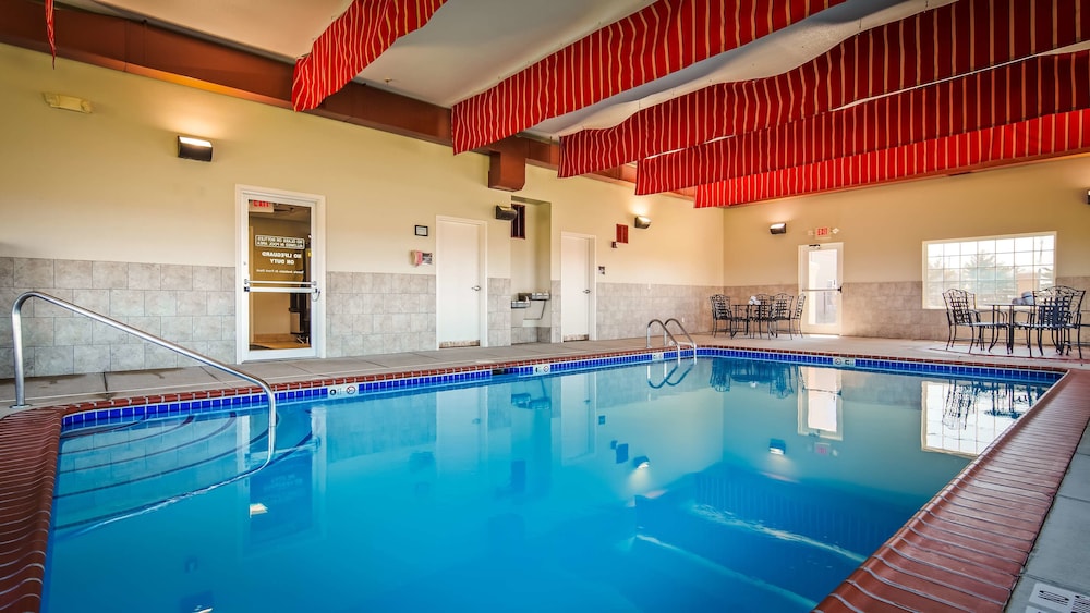 Best Western Plus MidAmerica Hotel 13/33