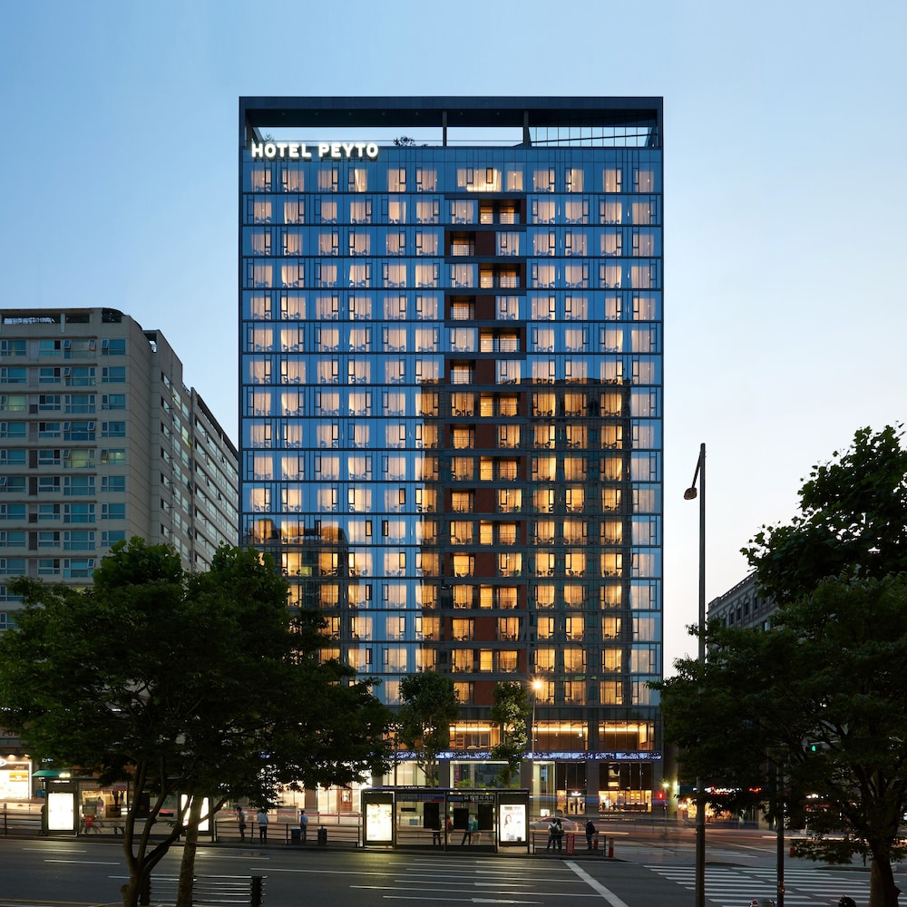 Hotel Peyto 2/62
