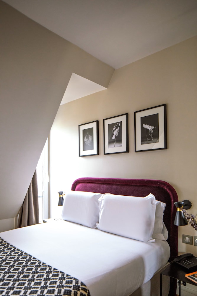 CLASSIC, DOUBLE BED