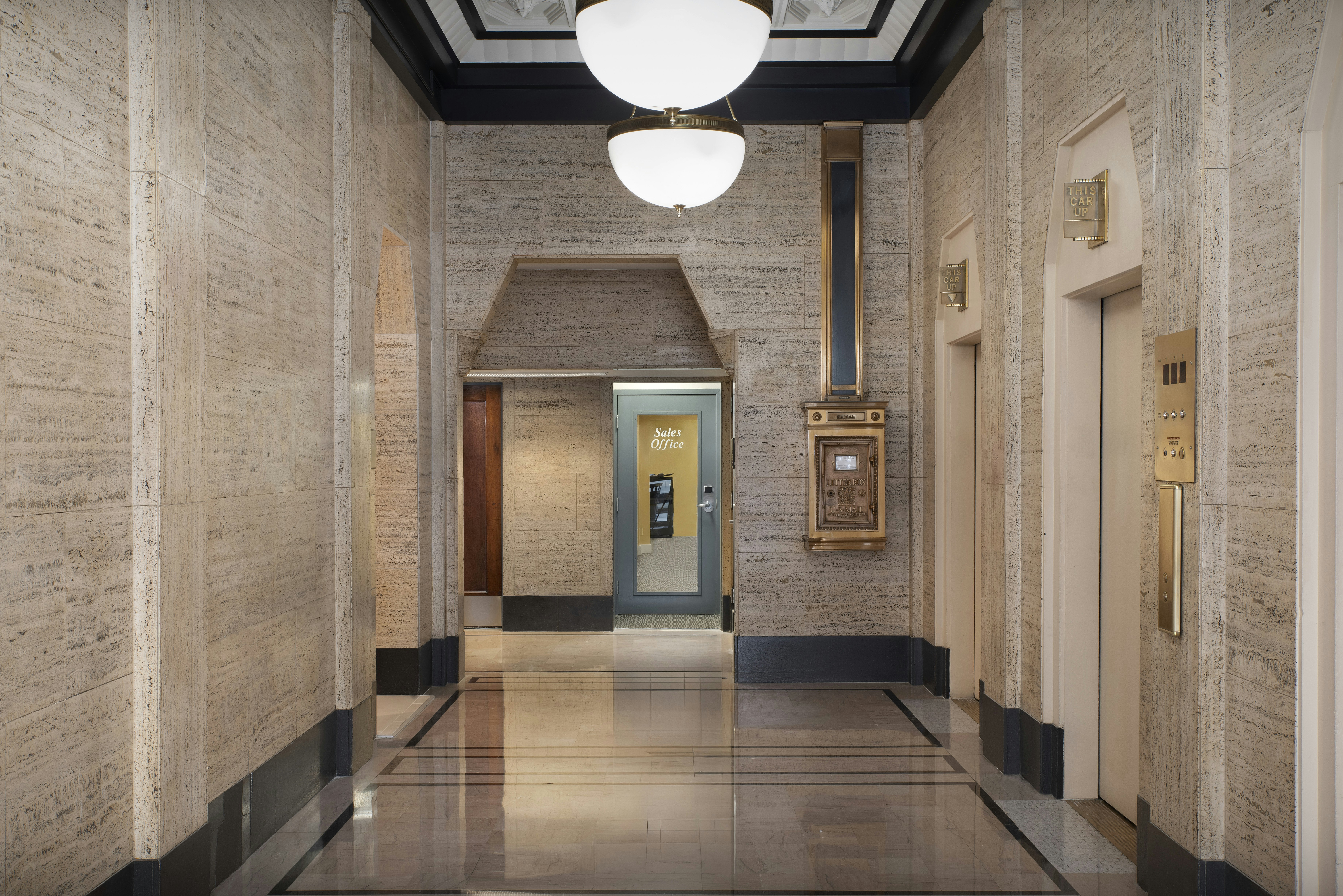 Hampton Inn Indianapolis Downtown Across From Circle Centre 75/75