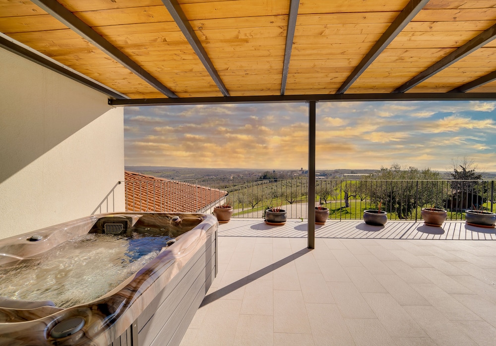 Wine Residence Cattunar 27/50