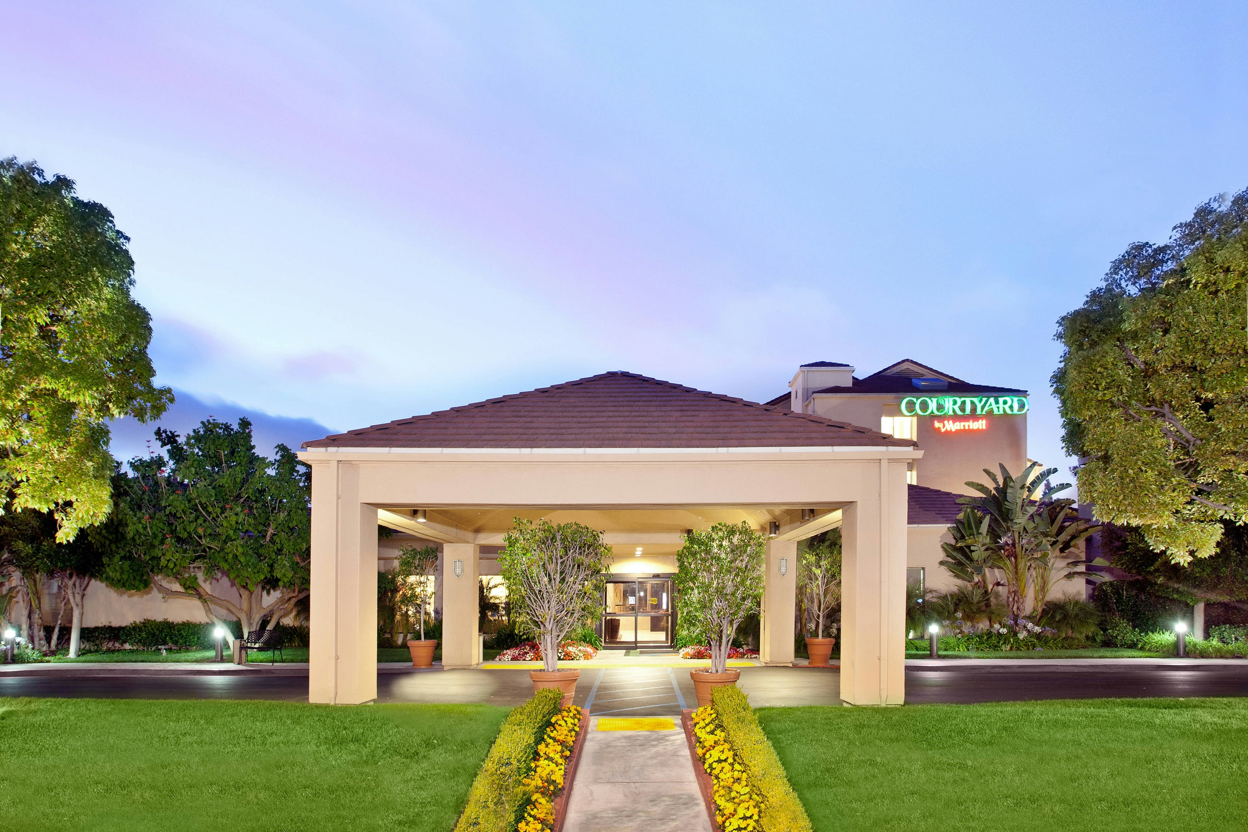 Courtyard by Marriott Costa Mesa South Coast Metro 1/15