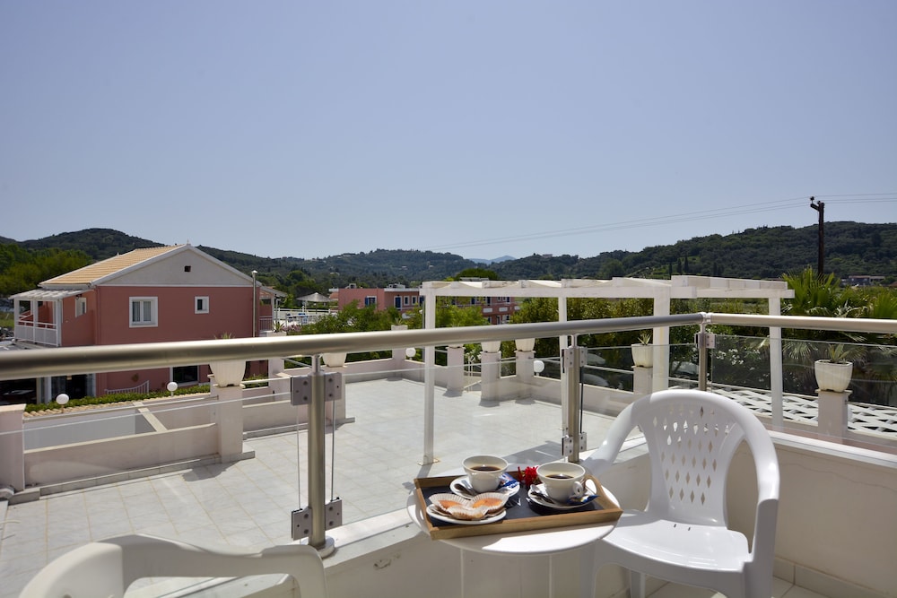 Sidari Beach Hotel 58/81