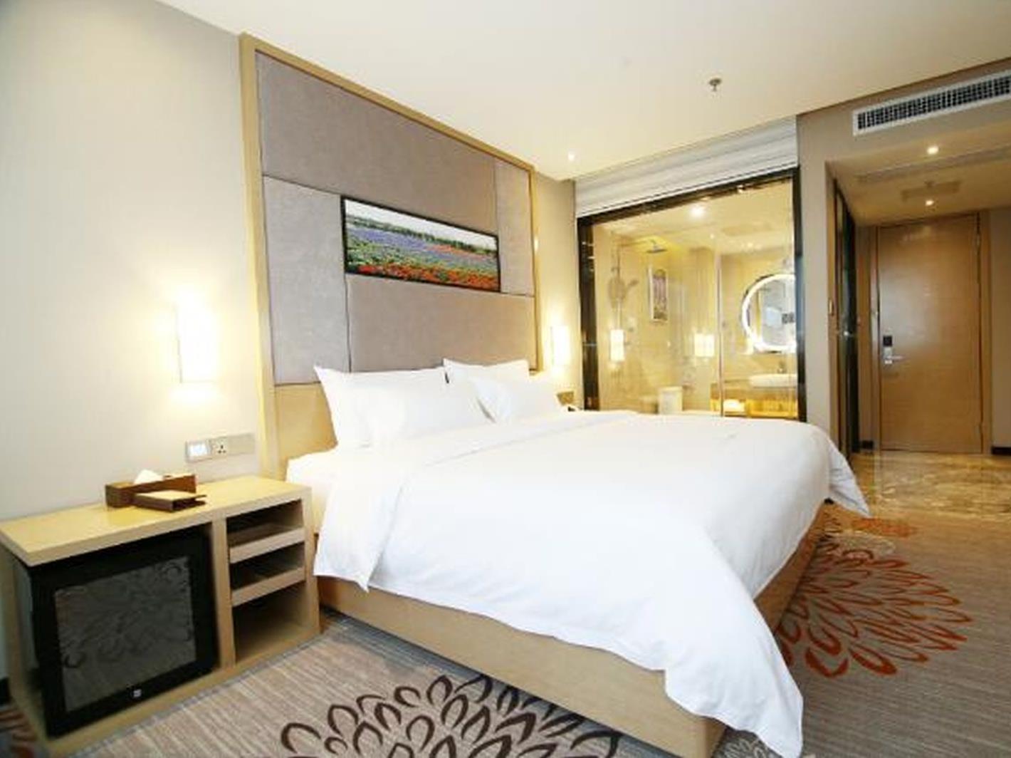 Lavande Hotel (Jiangmen Yingbin Avenue) 9/42