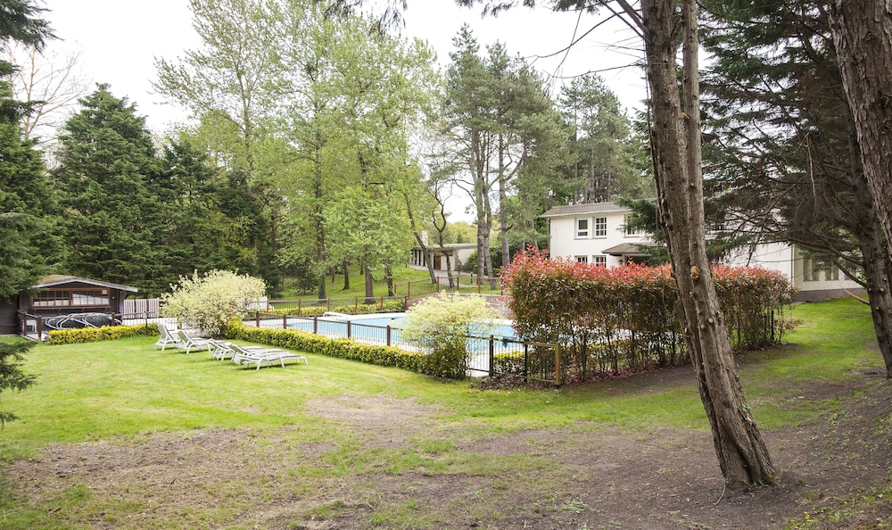Manoir Hotel 37/50