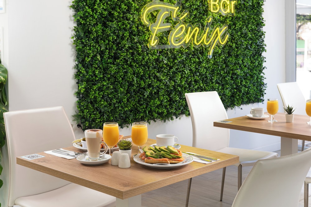 Welikehotel Fenix 57/72