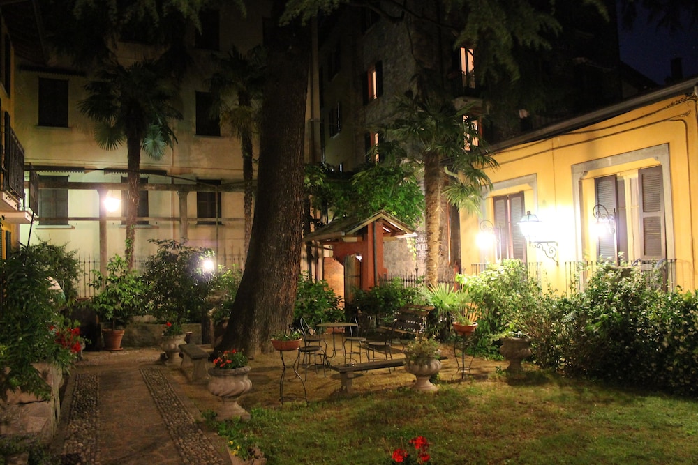 Hotel Centrale 43/50