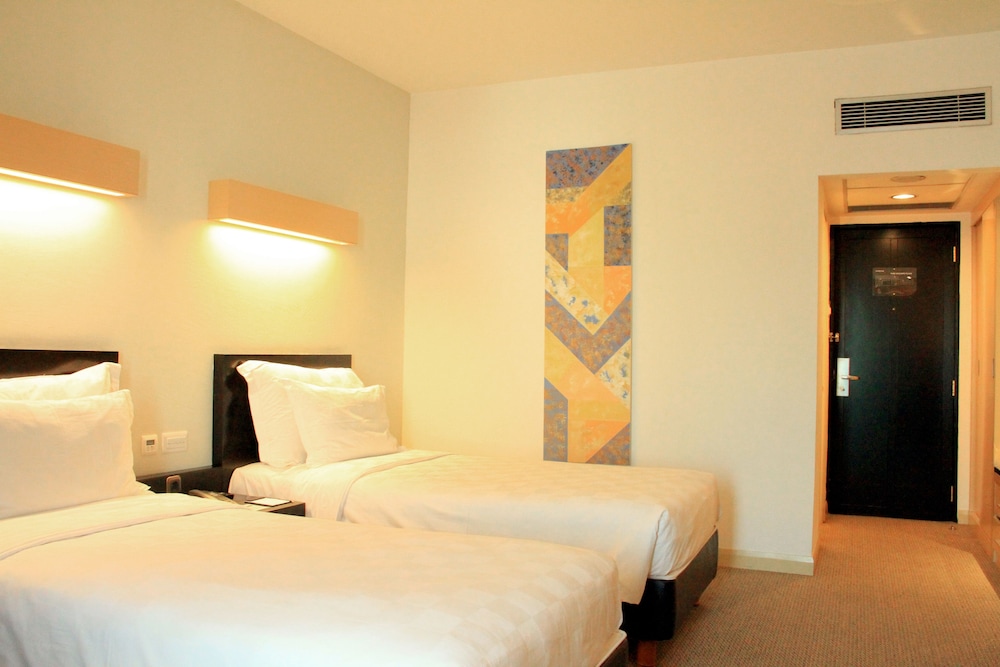 Grandkemang Hotel 12/50