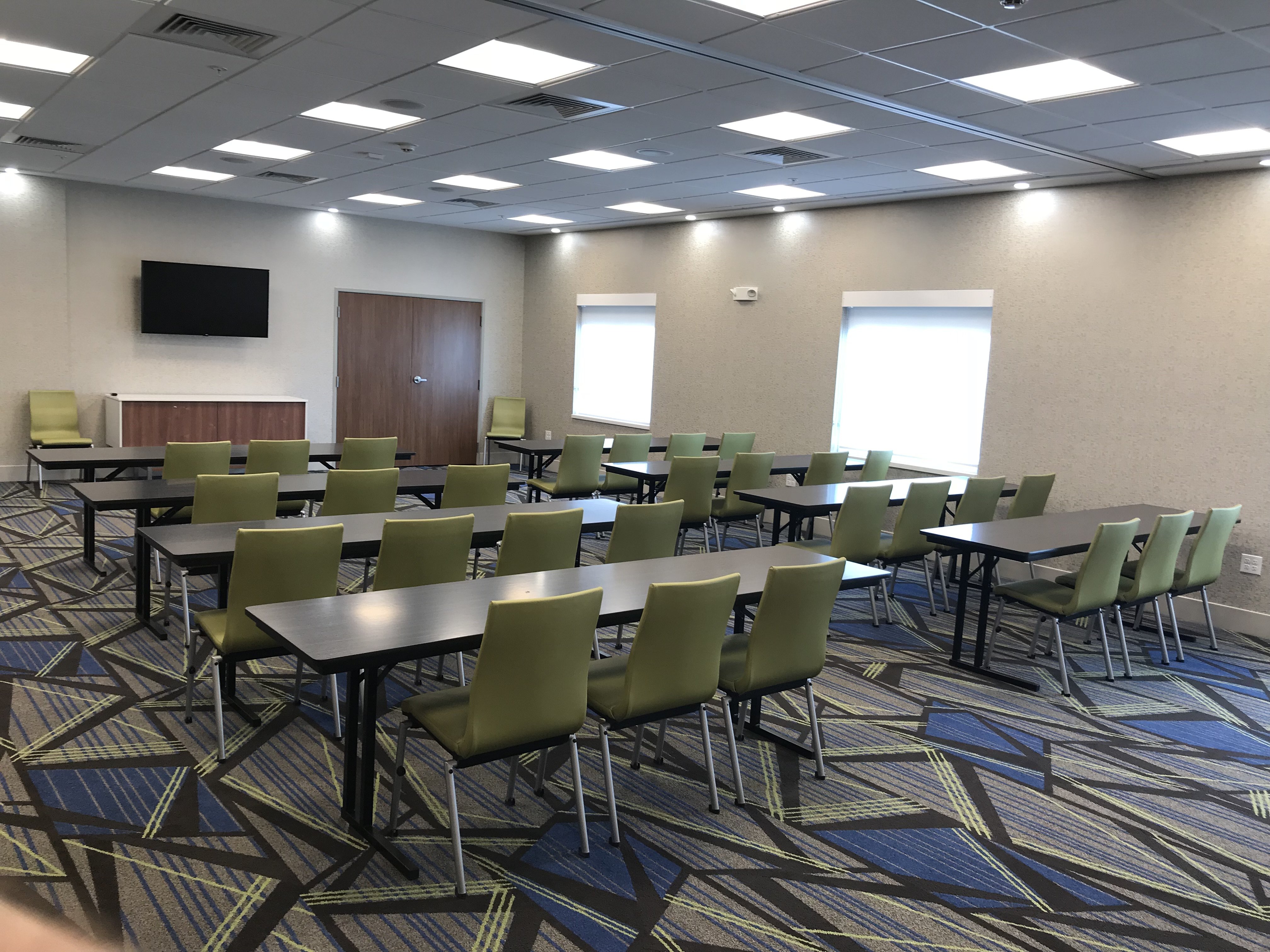 HOLIDAY INN EXPRESS & SUITES HANNIBAL - MEDICAL CENTER 50/53