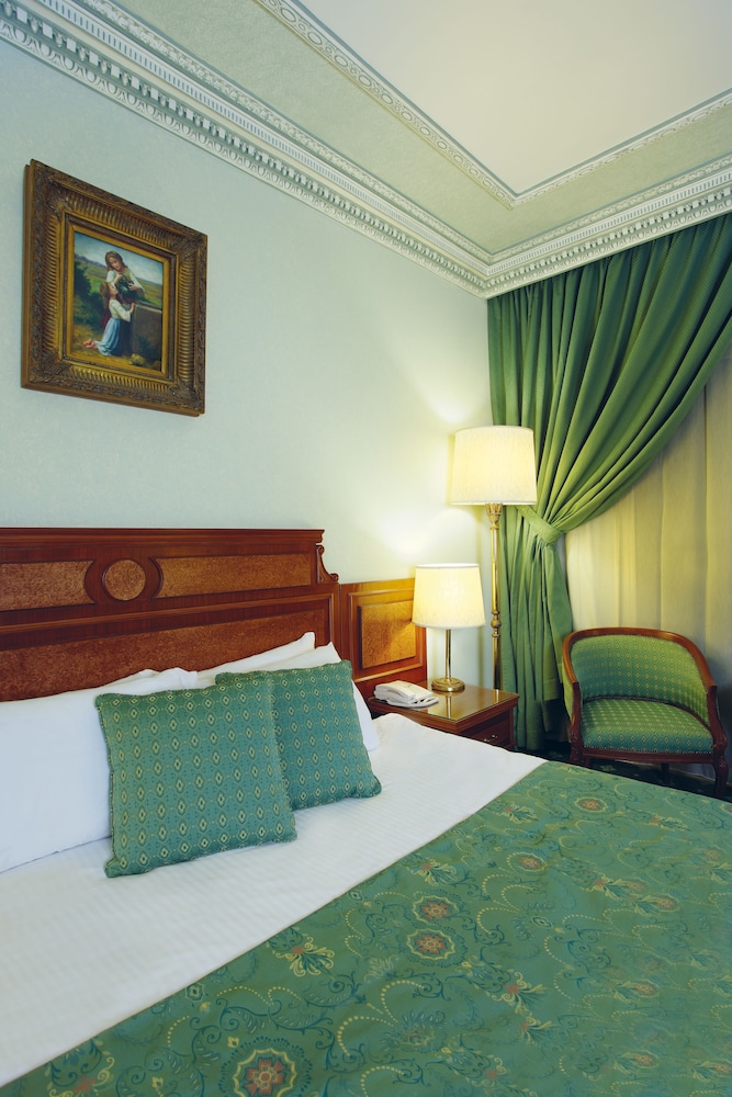 Serenada Golden Palace - Boutique Hotel Beirut 22/75