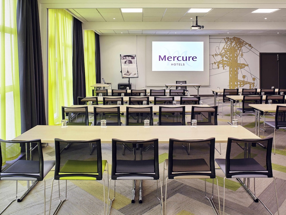 Mercure Paris Sud Les Ulis Courtaboeuf 61/68