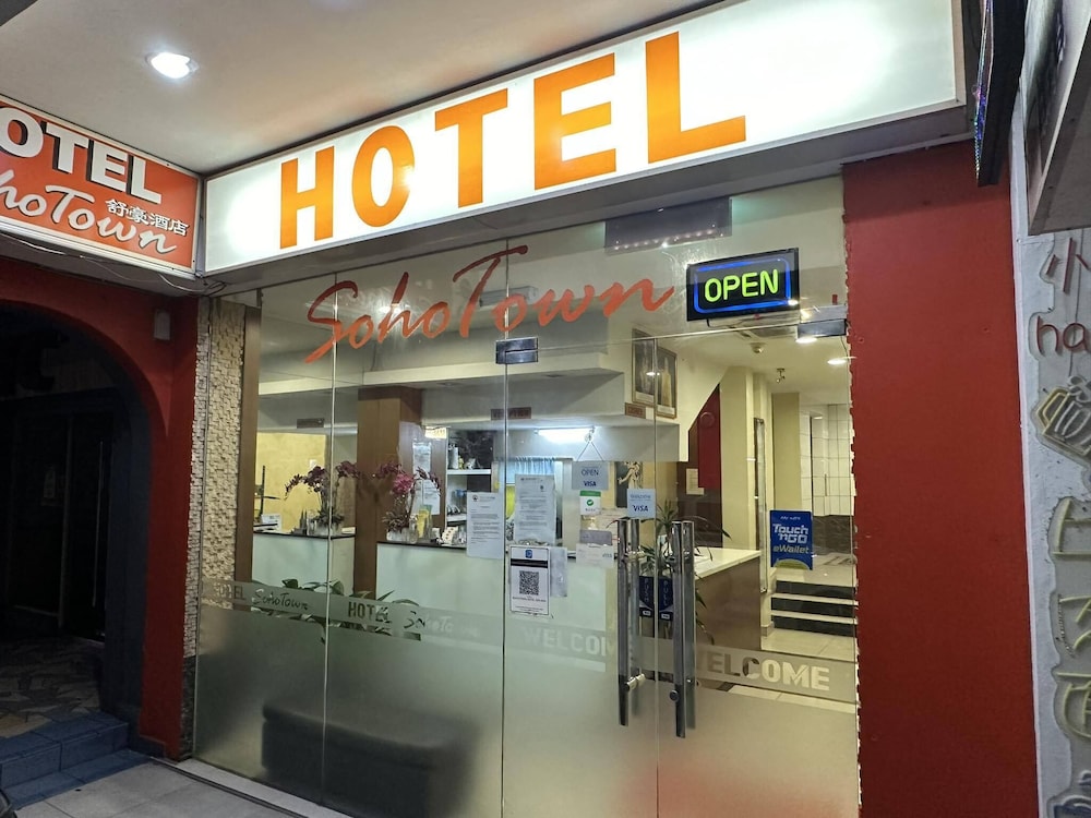 Sohotown Hotel 12/40