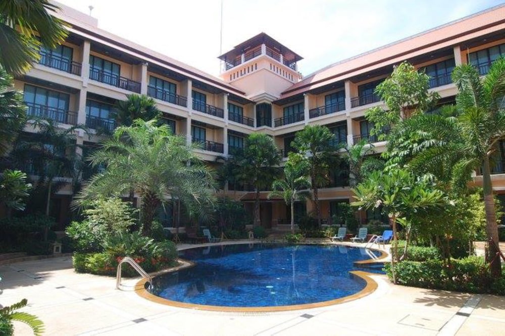 Lecasa Bangsaen Hotel 32/37