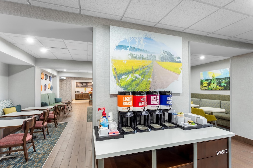 restaurant cafeteria