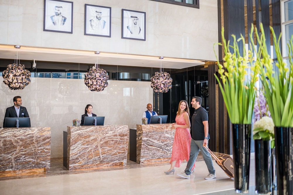 Radisson Blu Dubai Canal View 10/75