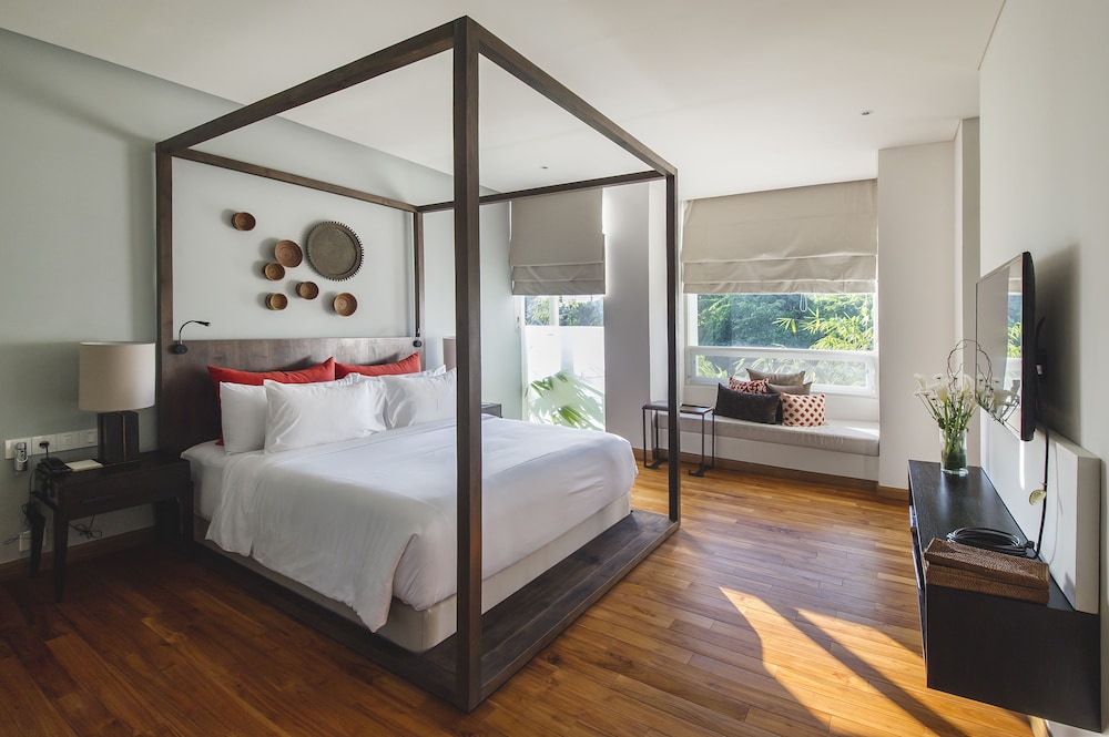 Hu U Villas Seminyak Bali 4/50