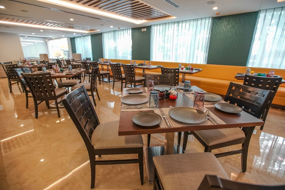 Jaag Hotel 35/50