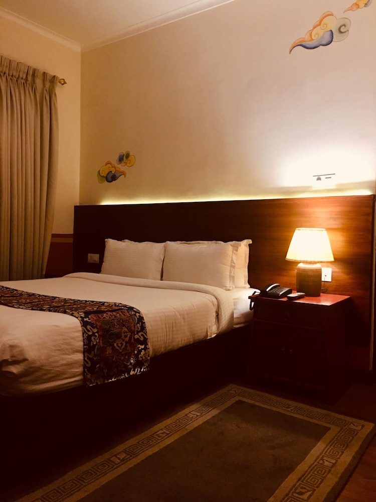 Three Jewels Boutique Hotel 27/74