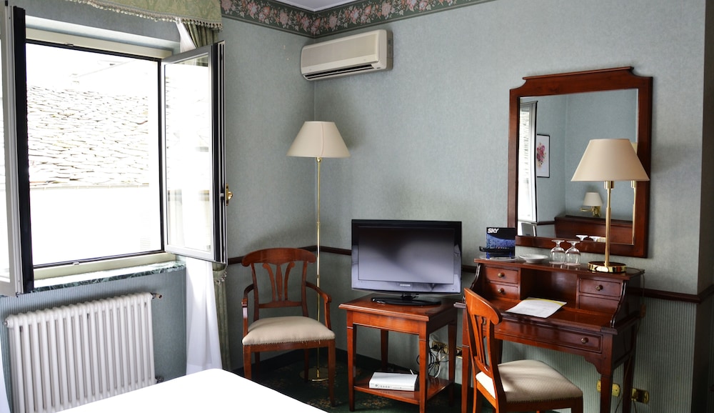 Hotel della Ville 48/55