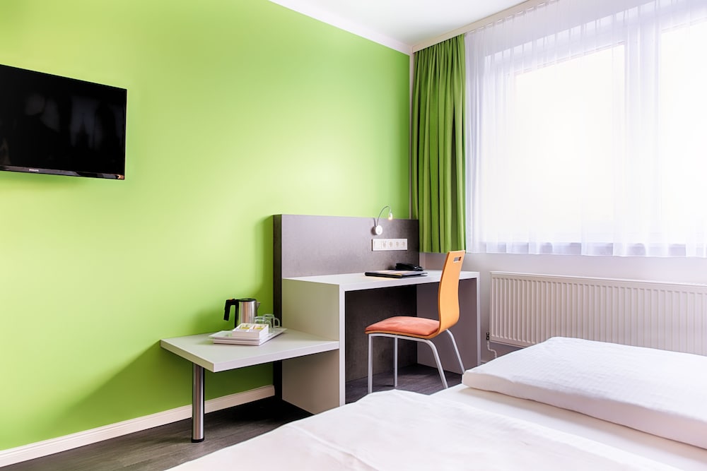 Carolinenhof Hotel 60/68