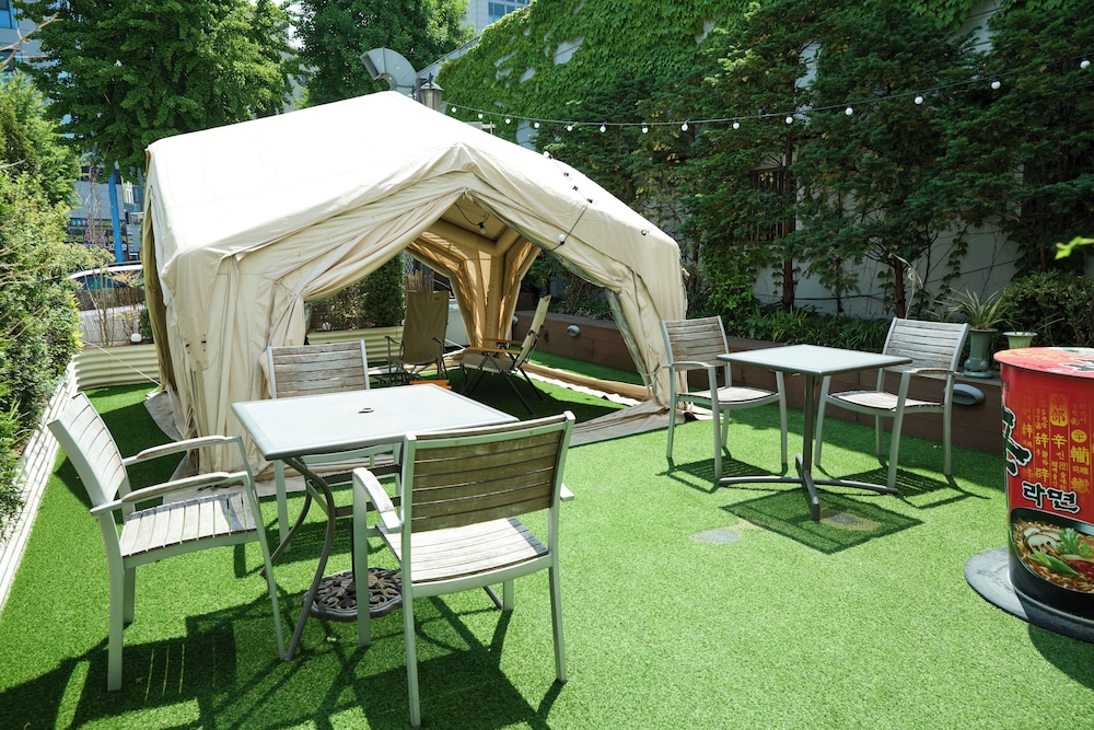 ACUBE HOTEL 42/49