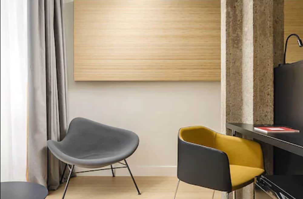 Dorma Plaza Catalunya 58/68