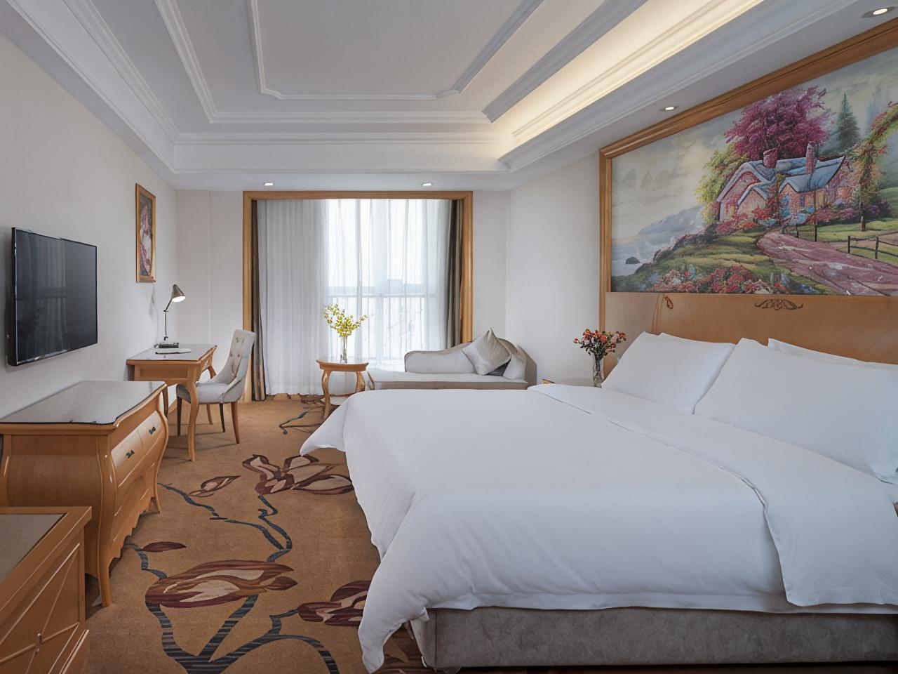 Vienna International Hotel (Langfang Daxing International Airport) 12/28
