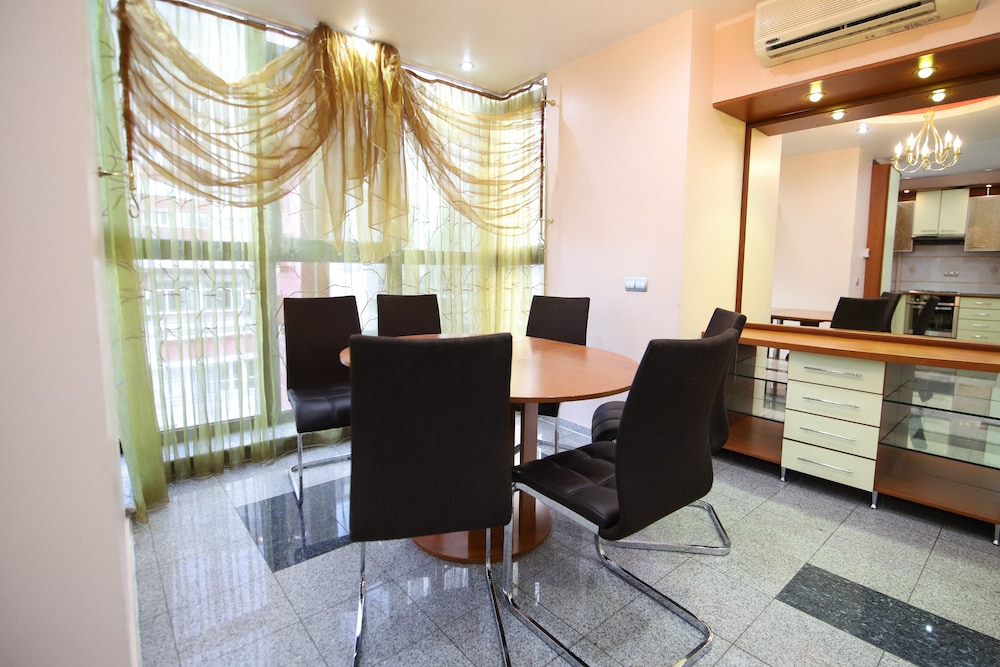 Prestige Apart Hotel 38/49