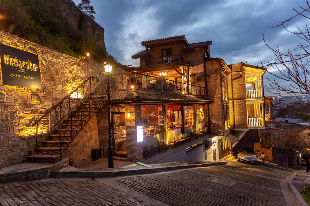Citadel Narikala Hotel 7/56