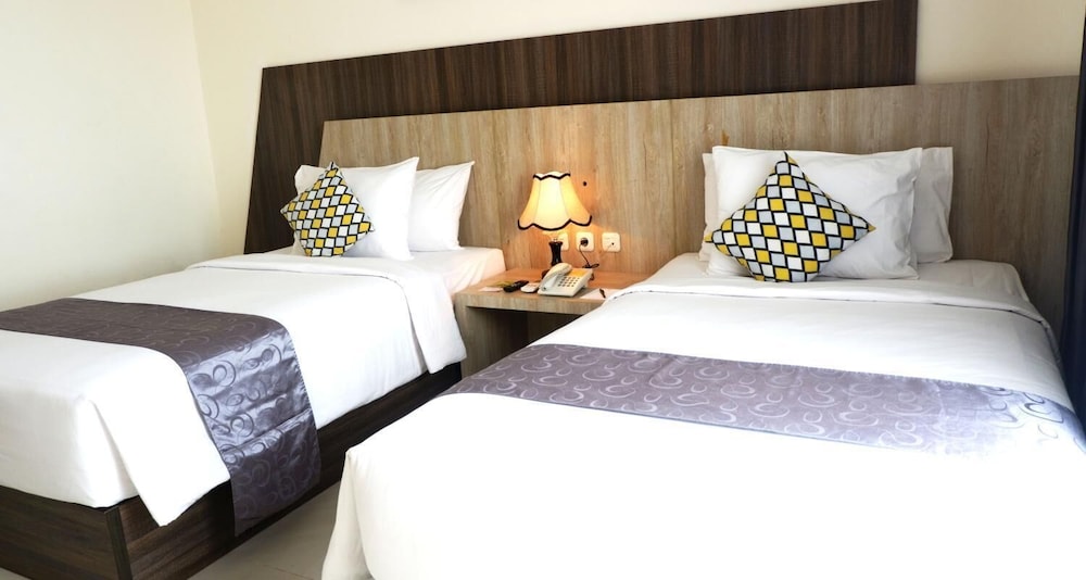 Vega Hotel 7/51