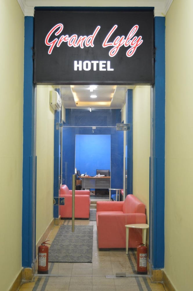 Grand lyly hotel 36/48