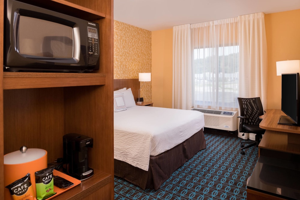 Fairfield Inn And Suites By Marriott Huntington 15/46