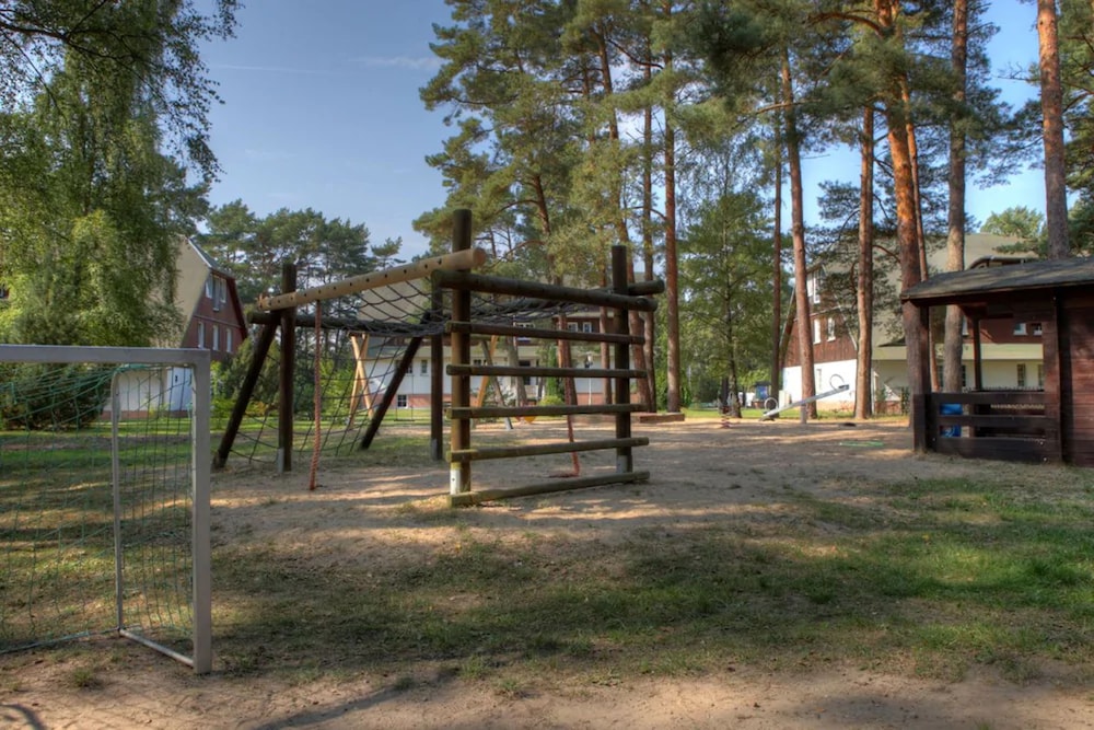 TUI SUNEO Kinderresort Usedom 37/47
