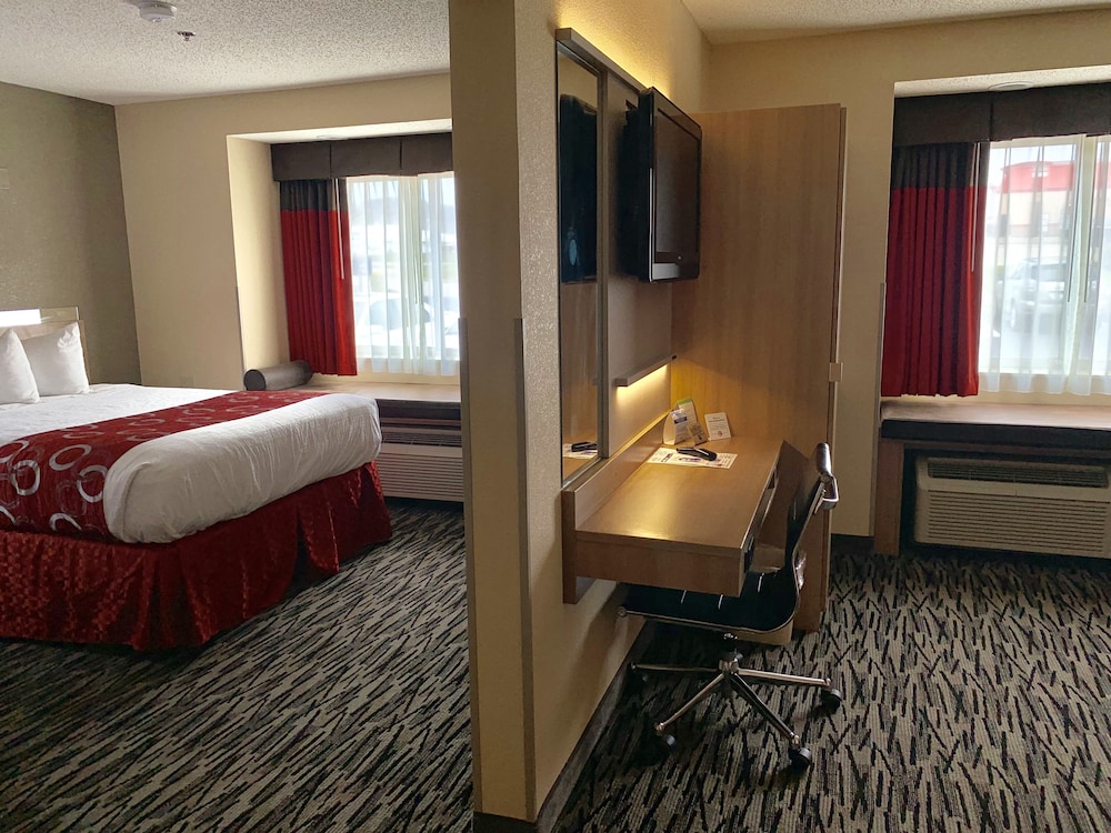 Microtel Inn & Suites By Wyndham Charleston Wv 34/37