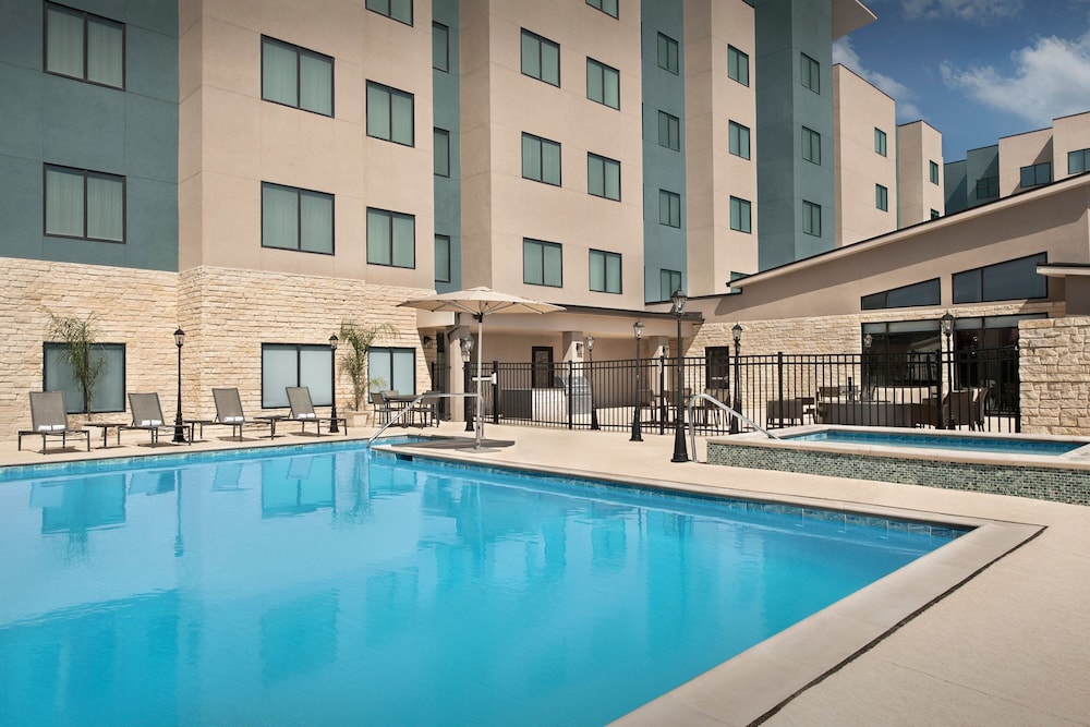 Residence Inn by Marriott Galveston Island 5/35