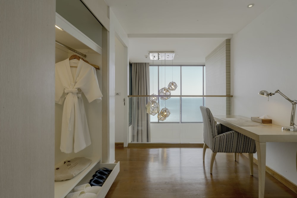 Cape Dara Resort 27/74