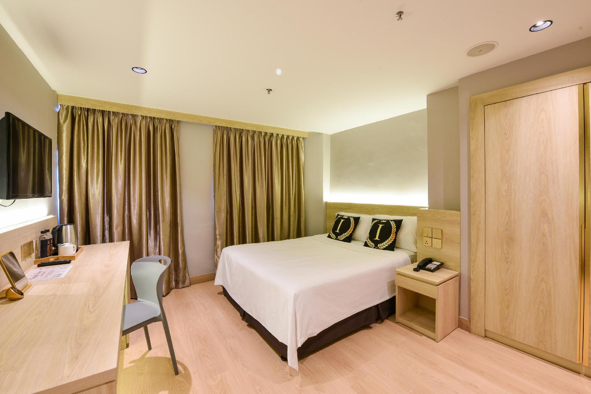 HOTEL IMPERIAL 13/18