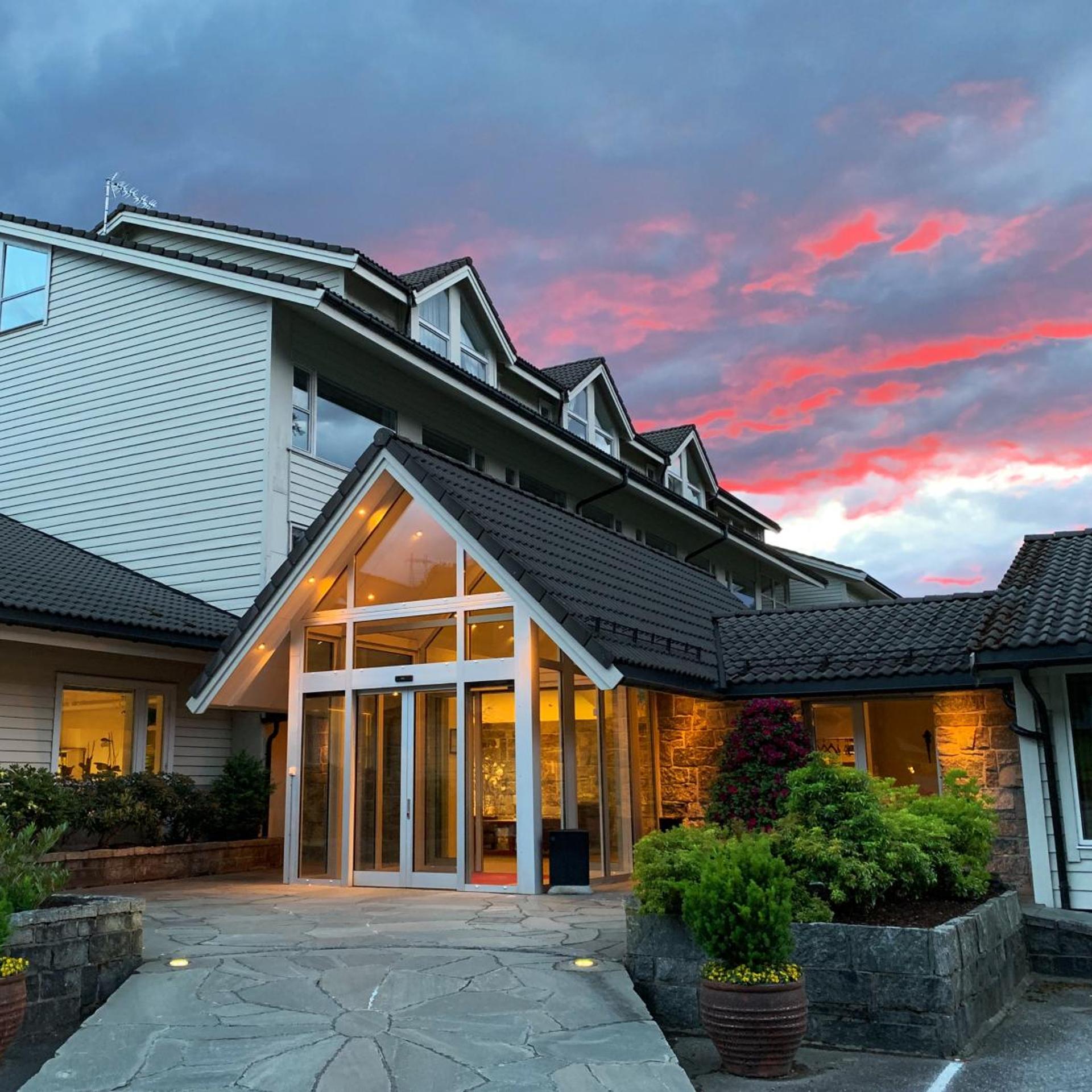 Rosendal Fjordhotel 2/50
