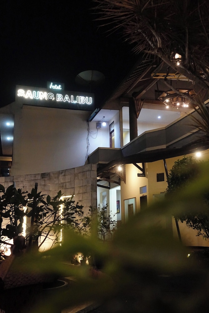 Saung Balibu Hotel 7/68