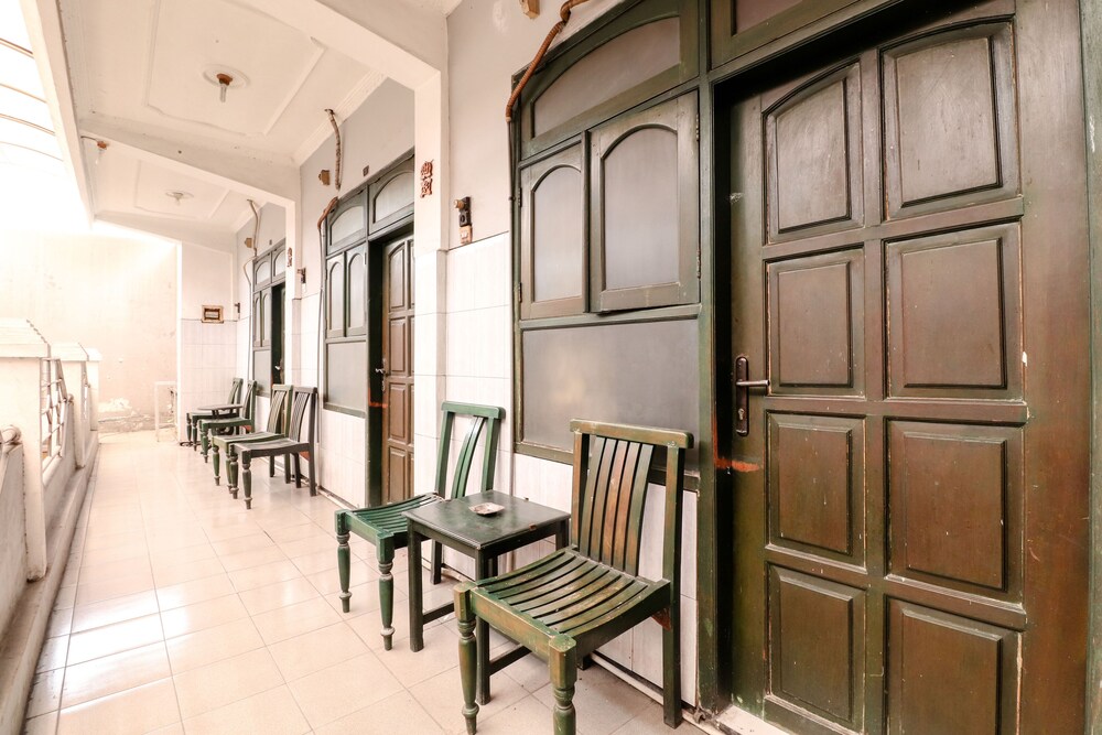Hotel Gajah Mada 24/35