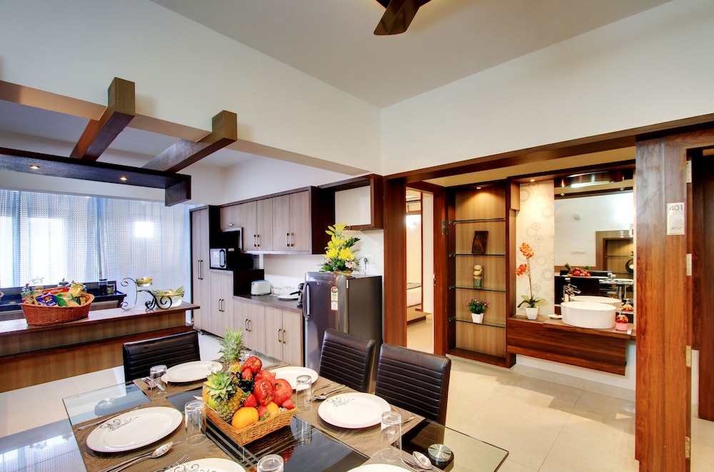 White Castle Corporate Residences 41/50