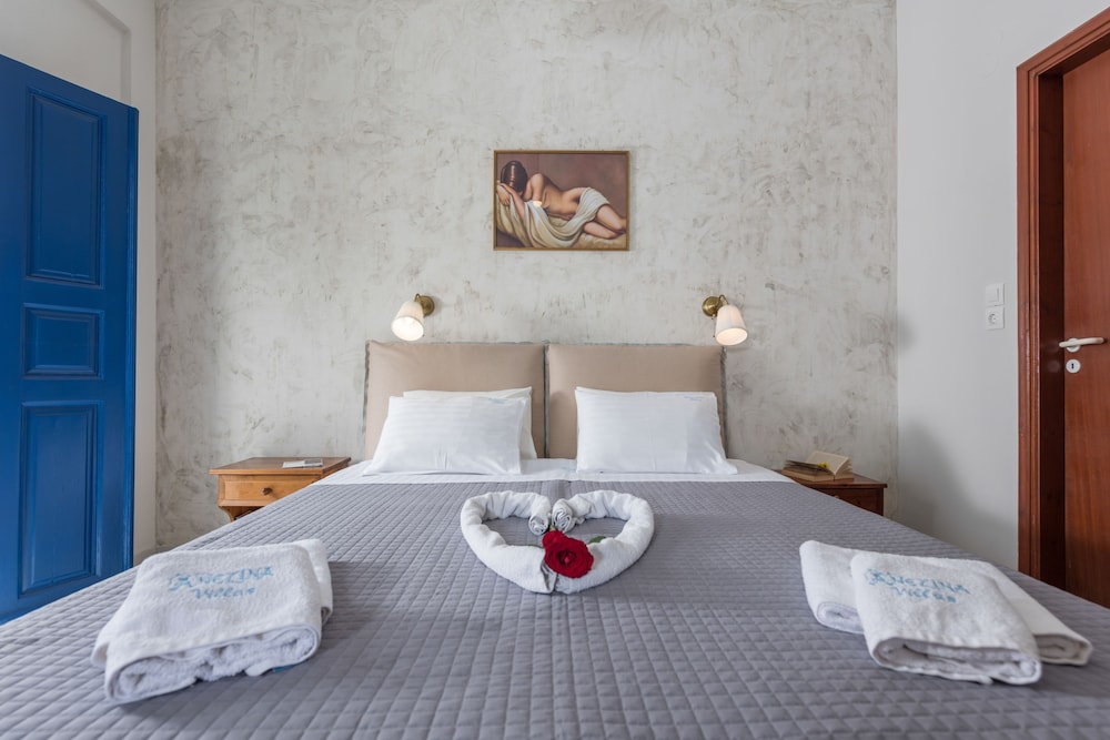 Anezina Villas 7/50