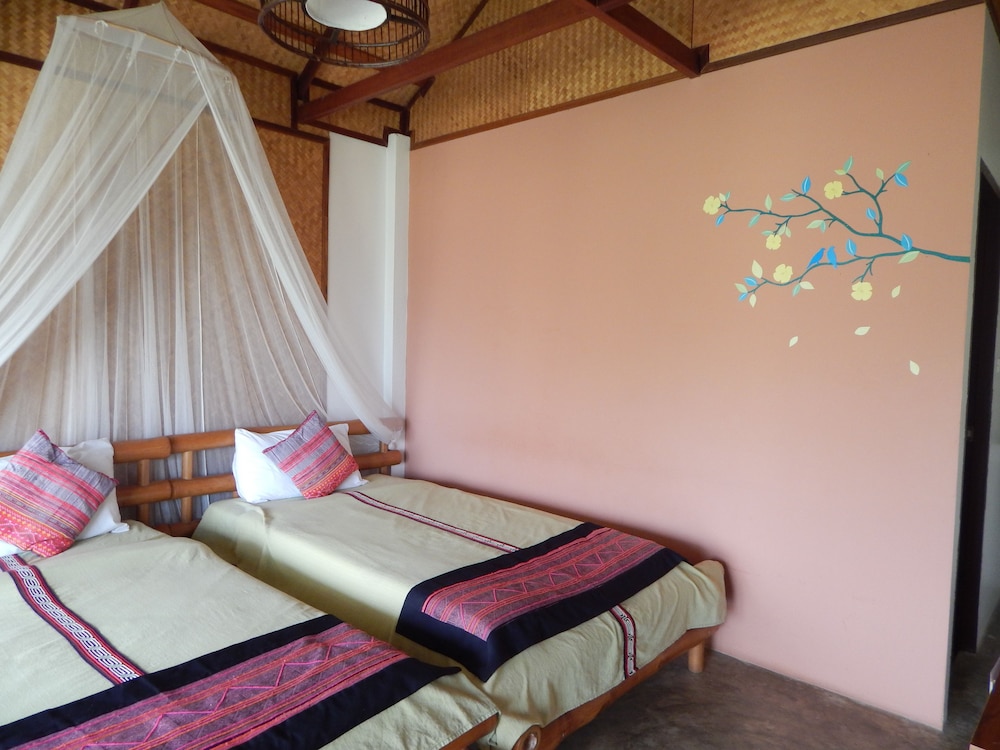 Him Naam Pai Resort 7/30