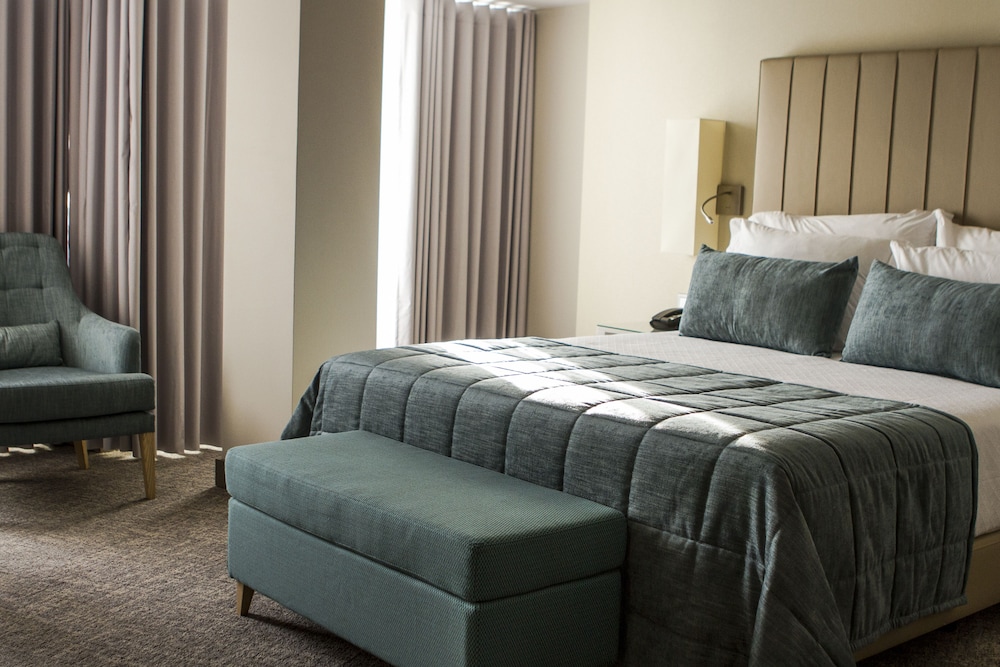 Executive, Double Bed, Bay View