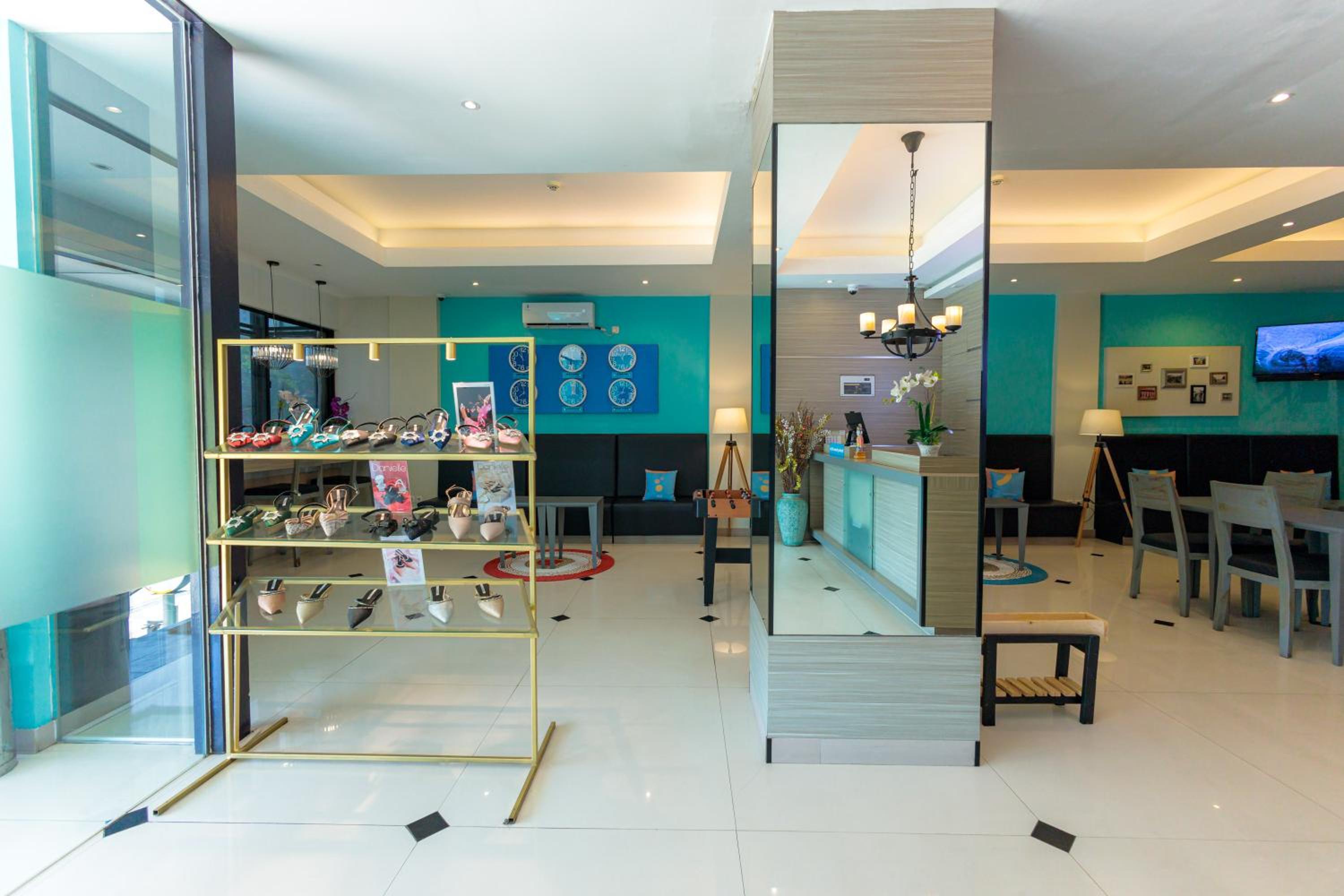 Hotel Sans Hotel Liv Ancol by RedDoorz 38/50