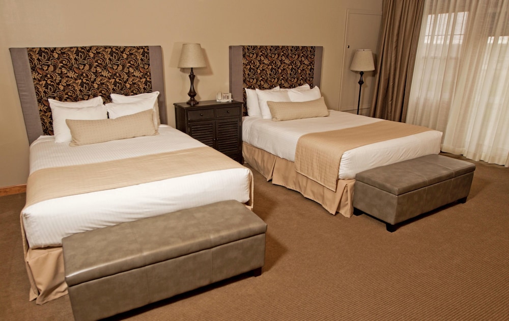 The Inns Of Geneva National 15/60